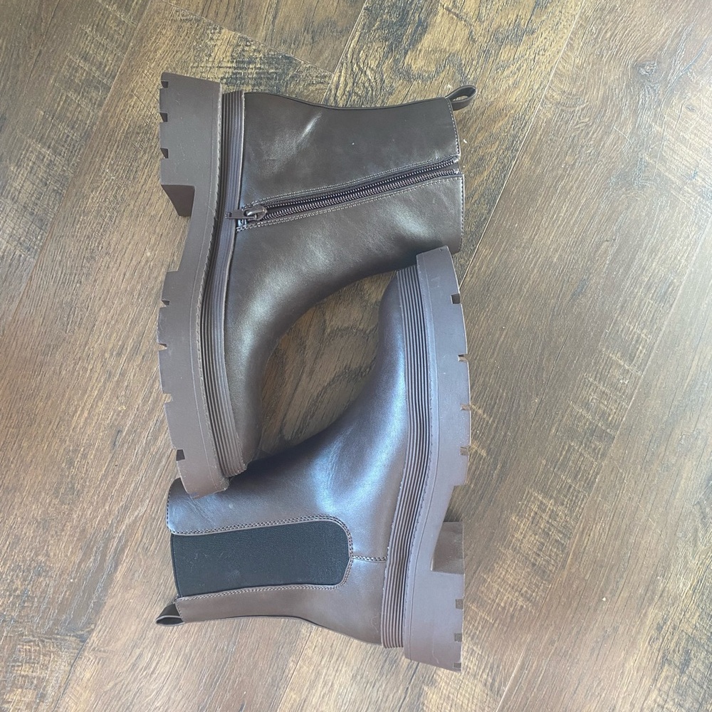 American Eagle Outfitters Brown Ankle Boots - Picture 7 of 7